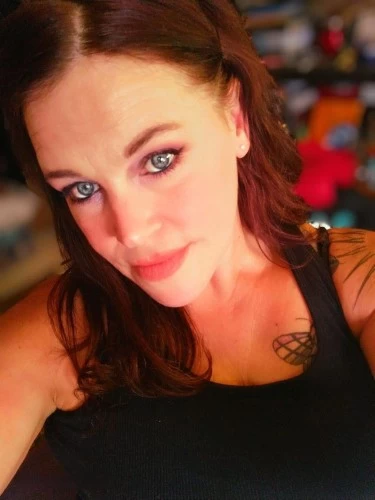 (818)821-2961 is Caucasianand offers nuru massages, asian massage, bodyrubs in Los angeles and available for both on rubrankings Hello there, I offer a very relaxed environment chill music , good vibes a slow sensual massage with mutual touching that's encouraged I take my time massaging you from your head to your toes. I do this topless I love great conversation and I'm looking for ongoing relationships who knows where it may lead to depends on the chemistry between us.I provide a table with fresh towels and shower if needed.