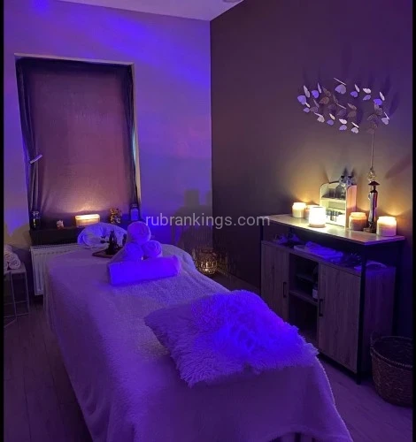 (615)432-7943 is Caucasianand offers nuru massages, asian massage, bodyrubs in Salt lake city and available for both on rubrankings Hello gentlemen, my name is Brooke. I’m 28 years old, single, and independent.
I’m fun, sweet, sensual, and easygoing, with a great sense of humor.
I’m classy, respectful, and love good company.
I’m available to meet generous and respectful men anytime — your choice of vibe.
No games please, strictly business only.
Let me give you an experience you’ll never forget ❤️

1. Swedish Massage 
2. Deep Tissue Massage
3. Hot Stone Massage
4. Sports Massage
5. Aromatherapy Massage
6. ⁠Nuru Massage 

https://brooke-therapy.vercel.app/

Signal • +1 (615) 432-7943