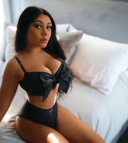 (917)633-9292 is otherand offers nuru massages, asian massage, bodyrubs in Boston and available for both on rubrankings Body rub by Nina
 
❤Armenian beauty offering body rub to overworked man. 
❤Escape the world and relax your mind and body with me. 
I provide a therapeutic body rub sure to ease you!
⭐️I'M AVAILABLE ANY TIME OFFERING 


✅Incall my hotel near beacon hill
✅out all over 
✅independent licensed massage therapist 
✅light oils and lotions 
✅Mutual touch body rub
My body rubs are relaxing, quiet, and sure to relieve your stress and have you feeling rejuvenated! 
❤300 body rub
Text friendly 