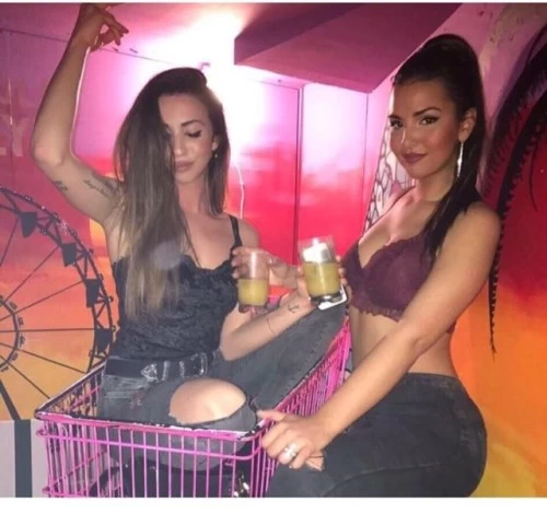 (602)838-5855 is Caucasianand offers nuru massages, asian massage, bodyrubs in Phoenix and available for both on rubrankings Hey guys ! Meet these 2 sexy girls visiting in your area. We love getting oily with our sesnsual body rubs. We can come to you or you can come to us! Sexy ,easy going and lasting memory sessions is what we provide. Dont be affraid to give us a call!!!Lexie and Kara