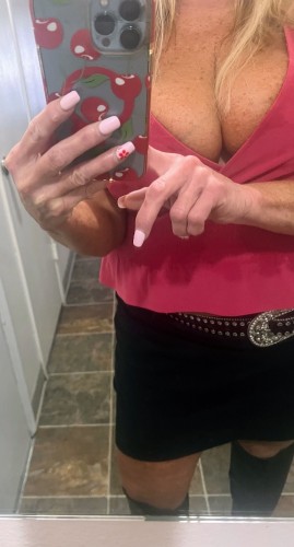 (503)883-8227 is Caucasianand offers nuru massages, asian massage, bodyrubs in Portland and available for both on rubrankings Gentlemen,

 I am highly skilled in the
 Sensual arts, bodywork and pleasure. I am passionate, especially about NURU and have designed a session that takes it to a whole new level of tantalizing.Fantasy NURU?Euphoric Pleasure ?? mouthwatering Satisfaction, and restorative relaxation. I’m often described as fantasy girl. I have super long, silky, blonde hair that complements my tanned and toned body. my perky all natural breasts are 38DD voluptuous, sexy curves. being a Chamaeleon at heart, I am passionate, skilled and responsive I can adapt and fit into any situation seamlessly. 
  I prefer phone calls over text messages. I have a private discreet iNCALL. less than  9 minutes from the airport. I am also available for prompt and discreet Outcall to your Hotel or Home. I can’t wait to show you what you’ve been missing! 

Incall /Hr. $ 400
Incall /30 min $300
XOXO, Lana

(503) 883-8227