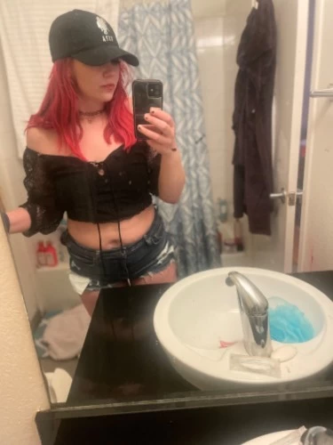 (385)351-4484 is Caucasianand offers nuru massages, asian massage, bodyrubs in Salt lake city and available for both on rubrankings Bored and Horn*y , Incall available 24/7Confident and fun Super baddie 