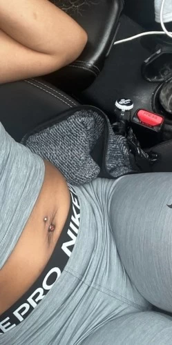 (405)332-8676 is Blackand offers nuru massages, asian massage, bodyrubs in Oklahoma city and available for both on rubrankings Hey I'm London and I offer exotic sensual styled bodyrub's, I also provide chill time session's if you would like to just play and hang out. Message anytime to check availability. ✔️Appointments may be booked in advance.✔️Pictures are 100% real and current.✔️Messages will be returned as soon as possible.✔️ Specials Available (Only for returning clients)