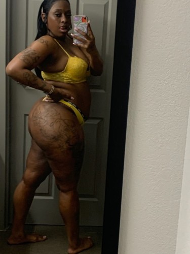 (901)289-4856 is Blackand offers nuru massages, asian massage, bodyrubs in Clarksville and available for incall on rubrankings Hello papi I’m here to cater to your each and every need satisfaction guarantee no rush job Ft verification and very discreet pics 100% real so cum join me. Im available for sensational massages dinner dates companionship and more
https://tryst.link/escort/eroticchocolate00