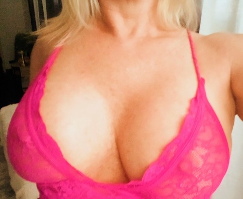 (858)416-0187 is otherand offers nuru massages, asian massage, bodyrubs in San diego and available for both on rubrankings Gentlemen only! We can get kinker in session.
8 am to 9 pm  Monday - Sunday please book ahead for morning hours💯

Hot milfy blond  fun. In a luxury swt with shower 
I offer a full menu in person only please. 
I offer Qv 30 40 60 80 and 2 hour options. 
Multiple rooms to choose from
Please leave name age time desired and 🔥duration. 

Do not message me with Tijuana prices❌❌❌

Please no calls❌
Text only 💯
No face time
No rude texts will be blocked.
Thank you looking forward to meeting you 💕