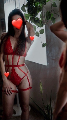 (858)356-2675 is Mixedand offers nuru massages, asian massage, bodyrubs in San diego and available for both on rubrankings special-  QV VIP 240

Hi I’m Maya Rose 🌹
Playful, sensual, and just a little naughty.
Elegant, sexy lingerie. Sensual touch.

👙 100% natural body.
📸 Photos are 100% real, unfiltered and recent.
(Please DO NOT ask for more photos)


FBSM (full nude, MT)
15 min – 140
30 min – 180
45 min – 220
60 min – 260

🩷CASH ONLY

🌶️VIP upgrades available


Extras:
✨foot fetish
✨lap dance
✨fetish friendly
✨4 hands - 🫶🏻 30min $300 or 15min $220

Discreet gentlemen only.

✨Mandatory screening for my safety 
 💦shower available - good hygiene is a MUST!
🚘 free parking available


Maya Rose🌹
858-356-2675
TEXT ONLY (no calls).
. 
✨ Advance booking preferred, but I will do my best to accommodate you

When reaching out please include your
✔️name
✔️age and race
✔️profession
✔️desired time of session and length

Please respect my time - no shows will be BLOCKED
🚫Last minute cancellations will be blacklisted (200$ to lift the blacklist)

My location is in an office building with free parking and shower by Miramar rd, few blocks from freeway 15.