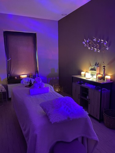 (505)234-3894 is Mixedand offers nuru massages, asian massage, bodyrubs in Richmond and available for both on rubrankings Hello! I’m Evelyn, a licensed and highly skilled massage therapist dedicated to helping clients unwind from stress, reduce muscle tension, and alleviate chronic discomfort. If you often feel overwhelmed, stiff, or fatigued, Jaine Massage Therapy offers customized treatments designed to meet your specific needs and wellness goals.

I utilize a variety of techniques to:

- Melt away stress and muscular tension through gentle, soothing strokes
- Reduce chronic pain and inflammation with targeted deep tissue therapy
- Enhance flexibility and improve range of motion with specialized stretching
- Promote overall well-being and deep relaxation for mind and body

Services Offered:

- Swedish Massage for gentle relaxation and stress relief
- Deep Tissue Massage to address stubborn knots and persistent pain
- Sports Massage designed for athletes and active individuals
- Aromatherapy incorporating essential oils for heightened relaxation
- Hot Stone Therapy to melt away muscle tension and increase circulation
- Nuru Massage for a unique, sensual experience
- Free Shower available before or after your session
- B2B Massage, GFE & 69, Suck no cover, Kissing – tailored intimacy services
- Guaranteed 100% satisfaction with each visit

What You Can Expect:

- A peaceful, calming environment meticulously designed for comfort
- A thorough consultation to identify your specific needs and preferences
- A personalized massage plan aligned with your wellness goals
- A relaxing, rejuvenating experience to refresh your body and mind
- A complimentary happy ending to enhance your satisfaction 😉❤️

Additional Services Available:

- Handjob / Hand Release
- Premium Blowjob & Tits Job
- Customized sessions designed to suit your personal style

I prioritize cleanliness, safety, and discretion, ensuring you always return for more enjoyable visits with the charming and attentive Sweet-Rose 😍🥰

Schedule your appointment now to experience the ultimate relaxation! ❤️🤝

Contact Details:

Phone: 📞 +1 (505) 234‑3894
WhatsApp: 📞 +1 (219) 421-8199
Telegram: @elena_jo23
