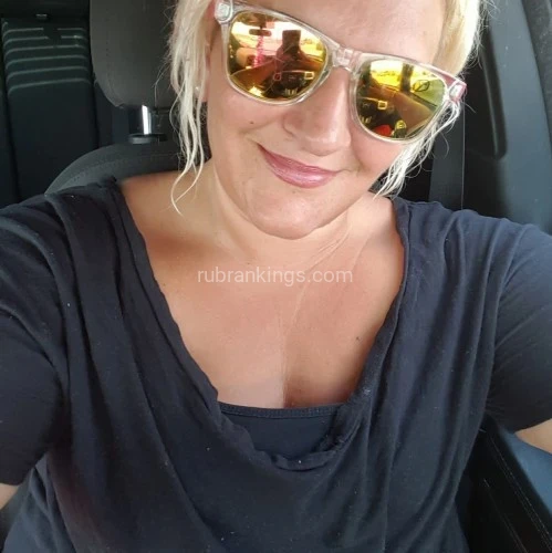 (405)588-8886 is otherand offers nuru massages, asian massage, bodyrubs in Oklahoma city and available for both on rubrankings Come relax with me :)