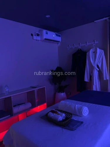(818)918-7674 is otherand offers nuru massages, asian massage, bodyrubs in Los angeles and available for incall on rubrankings ✨💖 NOW HIRING BEAUTIFUL, TALENTED MASSEUSES 💖✨  TEXT 818-918-7674 for details!

Hey babes! 💕 We’re looking for amazing women to join our brand new upscale spa 💅🌸  

Think: ✨ clean, gorgeous space ✨  
💖 fun, positive vibes only  
👑 respectful, high-quality clientele  
📍 prime location (easy to get to)  
🤫 discreet & professional environment  

We’re building a team of strong, confident women who lift each other up 👯‍♀️

✨ Great earning potential  
✨ Safe, stylish, feel-good workplace  

TEXT us for details 💌 
