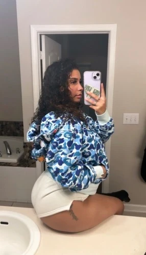 (302)719-8930 is Latinoand offers nuru massages, asian massage, bodyrubs in New york city nyc and available for both on rubrankings Relax, Rejuvenate & Renew with La Moon’s Expert Massage Therapy 💆‍♀️💆 

Discover a higher level of relaxation with the skilled touch of our certified and professional massage therapists.

Each session is thoughtfully designed to melt away stress, release muscle tension, and restore harmony to both body and mind. We offer a variety of customizable massage options to ensure every client receives a truly restorative and personalized experience. Professionalism, comfort, and discretion are always our top priorities.

Take time for yourself book your session today and experience what true relaxation feels like.

For more information or to schedule an appointment, visit us or contact us by call or text @ +1 (302) 719-8930
Thank you.