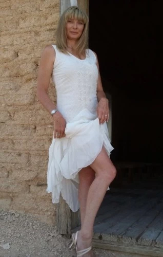 (682)328-2621 is Caucasianand offers nuru massages, asian massage, bodyrubs in Oklahoma city and available for incall on rubrankings Sexy MILF lady for body rubs. Visit a lady who has talent flowing through her fingers that will send electric shocks up and down your body.  Come visit me and let me take you places you haven’t been with a sensual touch, caressing you all over your body. Unwind with me. Soft and sensual is my mantra.  I will rub your worries away and leave you feeling refreshed and renewed. I know you will enjoy our time together. I am here to please you and make you forget your troubles! A soft touch caressing your body and bringing you to complete ecstasy. Relax under my touch and feel anew!Please note I expect a gentleman and not a wanker. If you are a price checker and coupon clipper, i am probably not your lady. I cater to the discriminating man who can afford to spend a little more on his experiences. Clean atmosphere in a professional setting.  Please be mindful of the following• By appointment only 8 am -1 am• Real photos• Costumes can be requested but there is a $50 fee• MT, B2B, Tantric, Sensory Deprivation, Bondassage, Mother/daughter, Four-hand, Body Electric, Esalen, Lingam, Aromatherapy, Hot Stone, & Prostrate, custom designed appointments • Same day appointments available• Fetish, BDSM, and kinky friendly. • Hot shower and refreshments available. • Couples welcome • Cash preferred, but CashApp accepted. •No explicit questions please, unless you are an established clients 