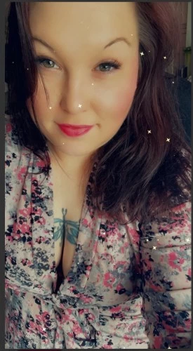 (614)256-9259 is Caucasianand offers nuru massages, asian massage, bodyrubs in Columbus and available for incall on rubrankings Hey Fellas,  Come and enjoy a Sexy Sensual Body Rub. My curvy body with keep your hands busy and your mind racing!!  I have skills that will relax and let you release ALL that stress.  ❤upgrades available.  BONUS❣ - I actually give a great massage❤️❤️ All my friends leave happy❤️❤️❤️  *None scented lotion and oils  *Clean room with music playing and candles lit and sexy lingerie.    ❤Body rub 120 hour 80 hh - you leave happy but hands     only. ❤ Full Service Body Rub 220 hour 160hh. ❤Light BDSM sessions 200 hour❤️Foot Fetishes   snap chat jenna_love1303. 614-256-9259