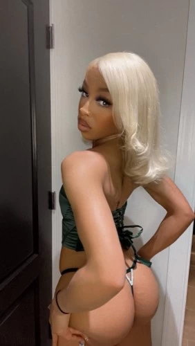 (469)894-7799 is Mixedand offers nuru massages, asian massage, bodyrubs in Dallas and available for both on rubrankings Greetings, from Texas very own sweetest berry! My name is Karina, who is curvy and Petite! I’m a deviously flirtatious person. My captivating looks and charming personality will lure you in, my sweet attentive softness will have you begging for more. My skin is silky smooth and soft to the touch. Not your typical quick ending therapist. I strive in sensual feeling… I want too be the last thing on your mind when you fall asleep and the first thing when you’re wide awake. I am available for mature Gentlemen who appreciate the BEST in companionship.The ultimate goal is give you an “out of this world” experience. I guarantee you won’t find another me…Screening is required for all meets, via FaceTime, google meet or WhatsApp Deposit required for all outcalls $50Follow my media too keep up with tours and working days ?:Kira.lynnxoxo. ?:gypsygalore