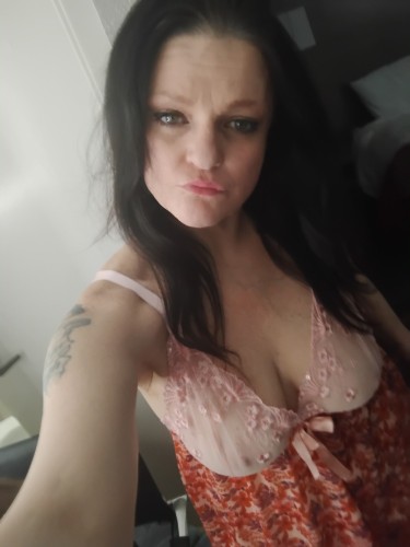 (615)802-9259 is Caucasianand offers nuru massages, asian massage, bodyrubs in Nashville and available for both on rubrankings  Welcome to Winters Wonderland an oasis of relaxation and sensuality. I specialize in providing a deeply relaxing full-body rub tailored to your desires. Choose from an array of massage styles, including Nuru, Deep Tissue, and Swedish, among others. Your comfort and satisfaction are my top priorities, ensuring a discreet and sexy journey to ultimate relaxation.and satisfaction. I will give you and unforgettable amazing experience fetish welcome I'm very open minded and will make your fantasy reality
