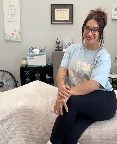 (309)679-7217 is Caucasianand offers nuru massages, asian massage, bodyrubs in New york city nyc and available for both on rubrankings Hello, Gentlemen…

I’m Lynn. Allow me to offer you an unforgettable experience—one you’ll crave again and again. Imagine a slow, sensual, body-to-body connection that lingers in your memory long after we part.

Step into a private sanctuary glowing with soft candlelight. Feel the warmth of silky coconut oil gliding over your skin as I explore every curve of your body with care and deep intention.

My private residence is discreet, inviting, and equipped with everything you need—ample parking, a refreshing shower, and, most importantly, me.

All you need to do is relax… and surrender to pleasure.

— Various Massage Styles & Exclusive Upgrades Available — book a session now and enjoy true comfort and care 🤪🤪🤪💦💦😝😝