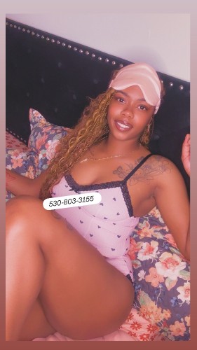 (530)803-3155 is Blackand offers nuru massages, asian massage, bodyrubs in Des moines and available for both on rubrankings I Have the skills to keep you thrilled. 🤩 Beautiful, Exciting long legs standing 5'10 always shining and smooth ready to wrap around you! A radiant confidence that draws naturally draws attention. I am all natural, petite, & one hell of fun person to be around. 


I value discretion, respect, and generosity, and I reserve my time for gentlemen who appreciate polish, chemistry, and a thoughtfully curated experience. Time spent together is meant to feel relaxed, indulgent, and unrushed.

 

I offer refined companionship including elegant dinner dates, extended engagements, and overnights for those who enjoy genuine connection and consistency. I’m well-versed in fine dining, shopping, and elevated experiences, and I’m most comfortable with those who understand that appreciation is shown with ease.

Poised, attentive, and quietly assured, I provide an experience that feels as good as it looks. If you value quality, discretion, and a woman who carries herself with intention, I look forward to meeting you.