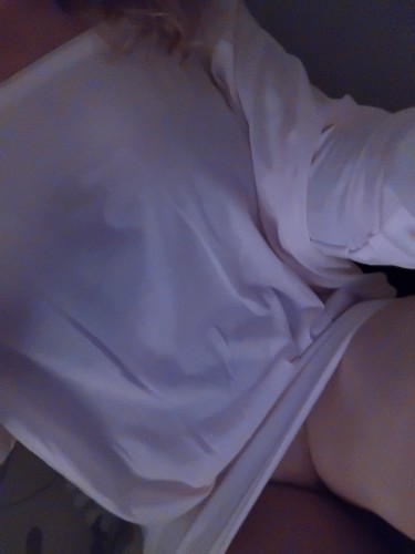 (313)351-5754 is ethnicity_Caucasianandoffers nuru massages, asian massage, bodyrubs in Ann Arbor and available for service_location_bothon rubrankings Sexy mature professionally trained massage therapist. Come spend an hour with me in my private location and relax. Nude sensual massage, nuru,prostate and mutual massage sessions available.


$150 60 minutes 
Pre-booked appts before noon $125. I screen all calls. No rude or crude messages will be answered. Safe,discreet and private. Shower available.

313.351.5754