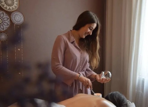 (606)200-2015 is otherand offers nuru massages, asian massage, bodyrubs in Los angeles and available for both on rubrankings Warm, inviting, and effortlessly charming. I offer a laid-back and unforgettable experience. With just the right touch of allure and a genuine, down-to-earth vibe, I create a space where you feel truly at ease. Whether we’re spending time together in my serene setting or I’m joining you in yours, expect comfort, cleanliness, and a connection that feels natural and safe.

Full Services: Nuru, Swedish massage, body-to-body (B2B), “riding the wave,” anal, oral, and vaginal sex, sloppy BJ, BBBJ, bareback pegging, car meet, deep tissue massage, kissing, fetish, girlfriend experience, sensual massage, prostate massage, fingering or hand jobs, and I’m into kinks. Additionally, the milking table experience, VIP Nuru experience, and warm oil massage.