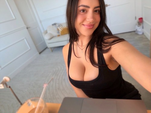 (408)334-1287 is Caucasianand offers nuru massages, asian massage, bodyrubs in Chicago and available for both on rubrankings 💆🏽‍♀️❤️ COME RELAX AND RECHARGE ❤️

• Professional Relaxation Massage • Deep Tissue Sessions • Stress Relief & Wellness Treatments • Calm, Clean & Private Setting • Personalized Massage Experience

✨ Premium Wellness Experience ✨

Welcome! My name is Hazel, and I'm dedicated to helping you unwind in a peaceful, professional environment. Every session is designed with your comfort, relaxation, and well-being in mind.

I take pride in maintaining a clean, respectful, and welcoming space. Your safety and comfort are my top priorities, and I reserve the right to decline appointments when appropriate.

If you're ready to relax, recharge, and take time for yourself, I'd love to hear from you.

Text / Signal / WhatsApp: 408-334-1287
 Email: Hazeyy156@gmail.com 
Telegram: @hazeyy156
Website: hazelrub.com