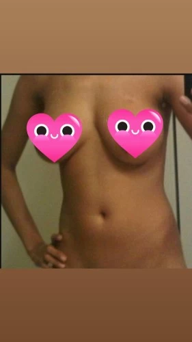 (502)221-9239 is Blackand offers nuru massages, asian massage, bodyrubs in Louisville and available for both on rubrankings Light skinned, petite, glasses, 24, strawberry pound cake , long stroker ( gifted Hands) 