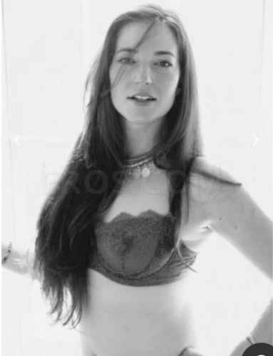 (858)412-7529 is Caucasianand offers nuru massages, asian massage, bodyrubs in Atlanta and available for both on rubrankings Please read to bottom for all the important details:You deserve to be honored. Enjoy the company of an open minded, shame free, and all natural goddess who cureates a sacred container to exchange smoldering connected energy.I enjoy using my hands to roam your relaxed body from head to toe, building warm electric tingles in just the right spots and connecting with you using tantric breathing and eye gazing.We will build and build and circulate your energy until it is ready to be passionately released.Leave our time together with your face glowing and body humming, ready to share the pleasure we created with the world. I give an incredible, deep tissue, Thai inspired, skin to skin rub. My technique is formed from years of bodywork training (CrossFit, running, yoga therapeutics, PT’s aid) combined with my intuitive sensuality and expanded by our light shared connected touch. Longer sessions recommended to work with endurance, connection and communication, PTSD, childhood beliefs around sexuality and religious trauma. shower upon entry and available upon exit*(Discount considered as needed for blue collar/essential worker/artists, eastern style healers, schedule preference given to 1.5hr+ sessions)*Atlanta Juneteenth special offer:360 1hr (quickie) 500 1.5hr (FBSM style classic)700 2hrs (for back/shoulder/neck pain/etc)900 3hrs (Tantrik inspired connection) 1,200 4hrs (dinner date/drinks or deep nervous system therapy)1,600 6hrs (everything I offer :) Example screening options:1) Send LinkedIn connect request to Maya Scarlett and* full name via text2) Business website w/business email3) Gov ID with paycheck from place of employmentOnce part of the well respected, long established Madison Holistic Collective in NYC, NoLa and Mobile, where I was taught professionalism and to respect privacy. Please text with any further questions and check out my website to see my usual rates and sessions styles. ~ Excited for our rendezvous ~
