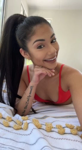 (201)293-1044 is Caucasianand offers nuru massages, asian massage, bodyrubs in Phoenix and available for both on rubrankings  Hi my name is Bridgette. I'm a relaxation artist. I would like to invite you to a rushed relaxing invigorating massage in my private office suite. I specialize in swedish, light touch, deep tissue, reflexology, hot stones. My session includes, clean linen, unscented lotion or oil, aromatherapy, hot stones, and my wonderful hands. My approach is to make your visit a pleasant one and I assure you will leave more than just satisfied. I also offer body shampoo and brown sugar body scrub, foot spa reflexology, wet steam and infrared sauna. Lipo cavitation, RF skin tightening, body wraps. Shower facility available if needed.