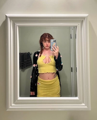(203)720-6989 is Caucasianand offers nuru massages, asian massage, bodyrubs in Hartford and available for both on rubrankings Are you looking for a genuine, relaxing experience with a sincere, natural, down-to-earth woman, you have found me. You will have my complete expertise and attention. If you are seeking exceptional relaxation and a true connection free from complication, let me be your muse.Unwind while listening to soothing music and melt away while I deftly ease all of your worries and stresses. I am very intuitive and enjoy promoting health healing.
