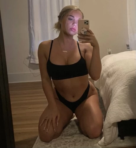 (607)699-931 is Latinoand offers nuru massages, asian massage, bodyrubs in New york city nyc and available for incall on rubrankings Hello, Gentlemen! Stunning Blonde is awaiting.5.7” tall, 36C cup, 130lb. all natural, blond hair brown eyes, playful and sexy model.Swing by to my private and cozy location and I’ll soothe whatever ails.All nude session with me! Full of mutual sensual tantric touching all over :). Fetish Friendly. We can do a NURU sliding, I have a real gel! We can also take a shower together at the end:)260-hr. 240-45min.  200-30min.Call or text 607-699-9031