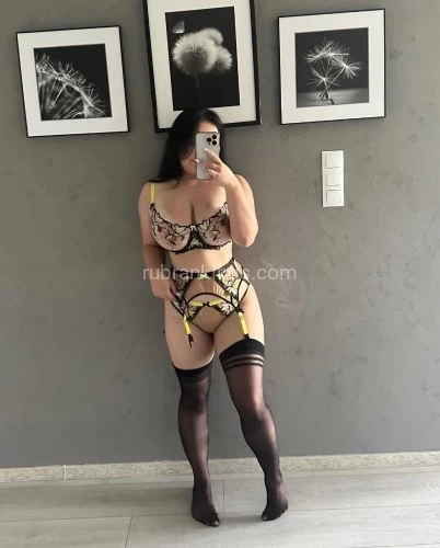 (321)314-5862 is Mixedand offers nuru massages, asian massage, bodyrubs in Little rock and available for both on rubrankings Hello dear… this is Alice. I provide the finest sweet massage, both with and without a happy ending… I am a genuine massage therapist.  
I offer: 30 min / 1 hr / 2 hrs / 4 hrs / Overnight / traveling  
Including:  
Deep Tissue  
Nuru  
Sports Therapeutic massage  
Sensual massage  
Prostate massage  
Hot stone massage  
Life is wonderful, but massage enhances it, and happiness follows a truly excellent massage.  

I am available Monday to Sunday, 24/7  
Saturday/Sunday: by appointment  

-1. Feel free to text me: +1 (321) 314-5862  

-2. Discord: alice.massage01  

-3. SIGNAL: +1 (321) 314-5862  

-5. EMAIL: alice.massages01@gmail.com  

-6. Zangi: 10-9208-1101  

-7. Telegram @iamalicemini 

https://www.aliceminiloona-physiotherapy.com/  

NOTE: To schedule, please text a brief introduction including: Your name, type of massage, desired time, and duration.