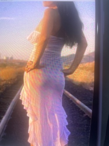 (623)268-5557 is Caucasianand offers nuru massages, asian massage, bodyrubs in Phoenix and available for incall on rubrankings Relax today ~ petite European with silky touch and sweet personality 
Hot stones ~aromatherapy~ hair removal 

No inappropriate questions pls


Incall 220
Outcall 260