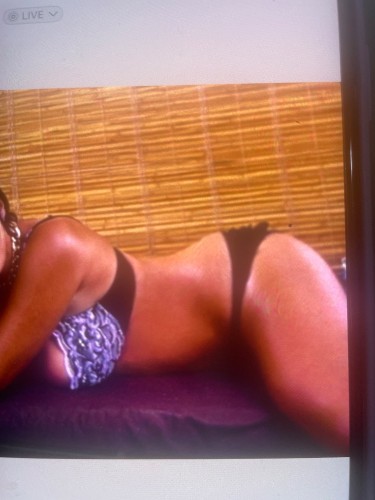 (623)268-5557 is Caucasianand offers nuru massages, asian massage, bodyrubs in Phoenix and available for incall on rubrankings Relax today ~ petite European with silky touch and sweet personality 
Hot stones ~aromatherapy~ hair removal 

No inappropriate questions pls


Incall 220
Outcall 260