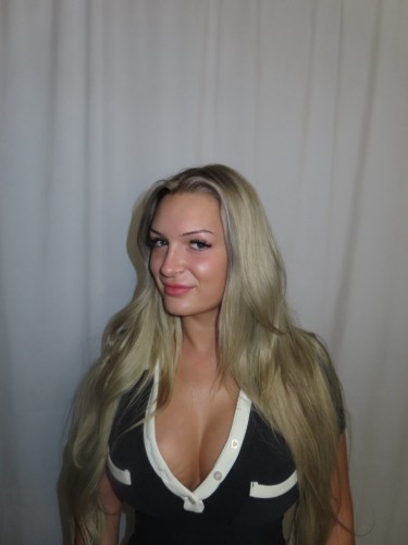 (214)725-0732 is Caucasianand offers nuru massages, asian massage, bodyrubs in Dallas and available for incall on rubrankings Hi there! My name is Winter

Unwind and let go of tension in the privacy of my cozy private residence. 
Offering the finest Full Body Deep Tissue Massage.
Feel your body melt into total relaxation as I massage you with my expert touch.
Clear your mind and experience total bliss =)
 4 hand option also available. 


?Texting is preferred 


⛑Room Disinfection after every client 
