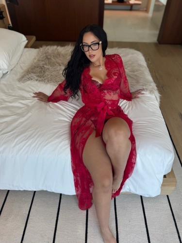 (775)248-9914 is Caucasianand offers nuru massages, asian massage, bodyrubs in Las vegas and available for outcall on rubrankings If you’re ready to experience the ultimate in companionship, then look no further. I am the escort you’ve been searching for – elegant, alluring, and ready to fulfill your desires. Contact me today to schedule an unforgettable experience with me.

 

Serena

(775) 248-9914