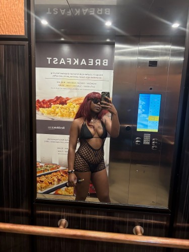 (901)650-9301 is Blackand offers nuru massages, asian massage, bodyrubs in Memphis and available for both on rubrankings Sweet petite ebony treat   Great reviews 