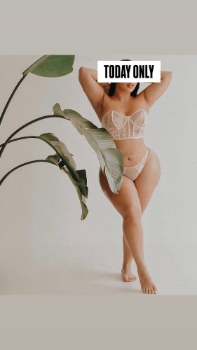 (657)291-9509 is Latinoand offers nuru massages, asian massage, bodyrubs in Riverside and available for both on rubrankings Had a long and stressful week or simply need some excitement? Cum enjoy a body NURU massage by one of our beautiful therapists . I Promise You Won’t be disappointed. 
🩷💐🎊💛🔥🫦🎉💚🌺🍓🌼⭐️🍭🎀🍒👯‍♀️💆🏻🌷

We offer a first class facility with private rooms, comfortable massage tables, sanitary towels sheets, and shower available ✨ SAUNA, TABLE SHOWER, CRYO, AND THERAPY! Wait no more 😈 FOLLOW our Instagram @ instagram.com/ericalove523 or text us now 657-291-9509 for the address book your appointment ASAP 💋🔥 

Door fee 🎀🔒🐚 
30min $60 
45min $70 
60min $100 

Cash 💰 Donations are separately discussed with your beautiful therapists in session 🔥🔥🔥🔥🔥🔥❤️❤️❤️ Walk-ins OKAY ? when we aren’t busy, appointments preferred ☎️??????🪔 ❤️