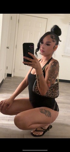 (432)305-1881 is Latinoand offers nuru massages, asian massage, bodyrubs in Albuquerque and available for both on rubrankings Let yourself unwind and immerse in a deeply relaxing and intimate experience created just for you … 💆🏻‍♀️🔥
  Soft lighting, gentle movements , warm hands and dedicated attention in every session. 
An exclusive escape where your body can fully let go and disconnect ✨

200hhr 300fh 
No discussiong services over the phone 
No call no show = BLOCKED 
No explicit pictures or messages 
Mature gentleman only !! 


CALL OR TEXT ME FOR MORE INFO 😘
