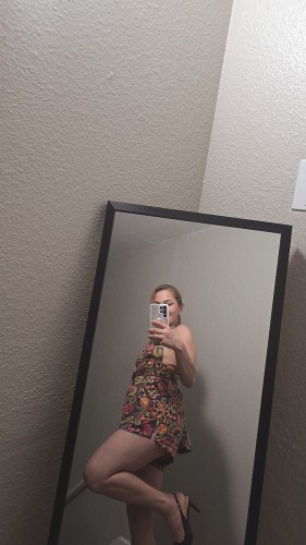 (469)234-6901 is Latinoand offers nuru massages, asian massage, bodyrubs in Dallas and available for both on rubrankings Masajes con final feliz