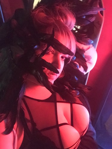 (619)432-2925 is Caucasianand offers nuru massages, asian massage, bodyrubs in San diego and available for incall on rubrankings All of my pictures are 100% me and recent or money back guarantee

Private discreet location w private parking available, discreet entrance

Shower

Fetish friendly ~ Medical play experienced ~ cuddling 

Full body massage

 $120/half 200/hour

Call or text me to set up a session for Ashley

website: sandiegosensualmassage.com
