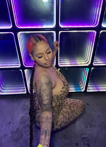 (260)379-7596 is Mixedand offers nuru massages, asian massage, bodyrubs in Miami and available for both on rubrankings I love being spoiled by a true gentleman, and I make it my mission to ensure our time together feels luxurious, magnetic, and effortless. Whether it's a soft, intimate evening or a playful, flirty adventure, you'll experience companionship fit for a king —It's a guarantee that you'll see me more than once !

I do require a light screening prior to our meeting. If you're not comfortable with this, I completely understand; however, I won't be able to accommodate a meeting without it. 

Discretion is very important to me and is always held to the highest standard. 
