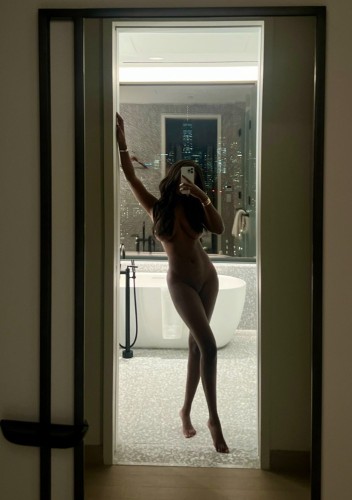 (725)244-5140 is Blackand offers nuru massages, asian massage, bodyrubs in San antonio and available for both on rubrankings Hello Gentleman Sasha here 725-244-5140💋
Sexy Sasha here, Ready to seduce your senses with my intimate full body rub down. 
I specialize creating unforgettable moments of total relaxation. Catering to distinguish generous gentlemen who appreciate discretion and Class.
Offering Intimate massage ~
⭐ Sensual Deep Tissue
⭐Hot Oil
⭐Erotic Nuru
Let my soft hands, warm oils, and silky skin melt your stress away.
Sasha 725-244-5140
