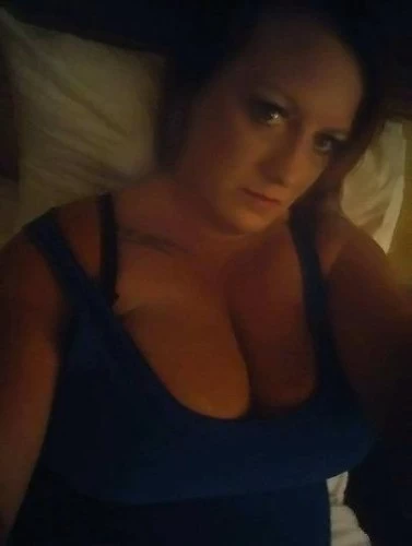 (812)710-0632 is Caucasianand offers nuru massages, asian massage, bodyrubs in Chicago and available for both on rubrankings Hey! Temporarily in Chicago providing some of the most sensual body rubs around. Im new to this site but not new to this kind of fun. I am easy to talk to and love what i do. I am 100% real and will not ask for deposit or ask you to go to any websites or anything like that. Shoot me a text and lets set something up! 