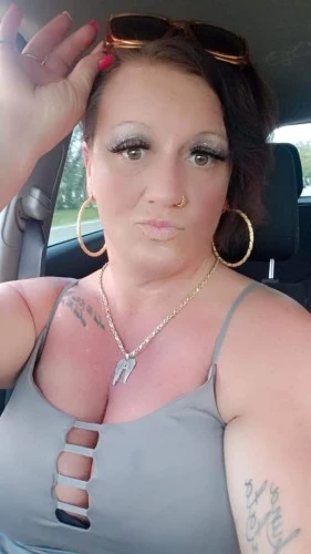 (812)710-0632 is Caucasianand offers nuru massages, asian massage, bodyrubs in Chicago and available for both on rubrankings Hey! Temporarily in Chicago providing some of the most sensual body rubs around. Im new to this site but not new to this kind of fun. I am easy to talk to and love what i do. I am 100% real and will not ask for deposit or ask you to go to any websites or anything like that. Shoot me a text and lets set something up! 