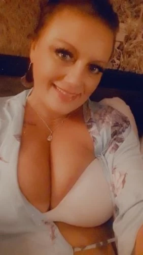 (812)710-0632 is Caucasianand offers nuru massages, asian massage, bodyrubs in Chicago and available for both on rubrankings Hey! Temporarily in Chicago providing some of the most sensual body rubs around. Im new to this site but not new to this kind of fun. I am easy to talk to and love what i do. I am 100% real and will not ask for deposit or ask you to go to any websites or anything like that. Shoot me a text and lets set something up! 