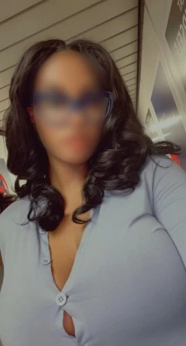 (407)490-2335 is Mixedand offers nuru massages, asian massage, bodyrubs in Fort myers and available for both on rubrankings Good evening I’m real and on Tryst, p411 & I’m visiting the area for a few days by popular demand. Don’t miss me this time! Please add my Snapchat to book easier. Prettysouls_mssNo time wasters.Please be discreet.Please show up clean and ready to go. 