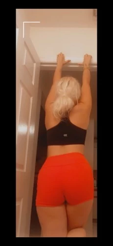 (561)898-8223 is 0and offers nuru massages, asian massage, bodyrubs in Tampa and available for both on rubrankings Hello gentleman, I'm a 23 year old college girl visiting from CA Here for a short time , come experience a full body relaxation with me that will take you to new heights ! All natural, American girl. Discretion is a must.  discrete incall . Come enjoy my sensual  touch , complimentary wine and hot towels to leave you completely relaxed.light screening as I am very selective with who I spend my time with and I hope you are too ..ANY EXPLICIT TEXTS WILL BE BLOCKEDtext for fastest response , Samantha 