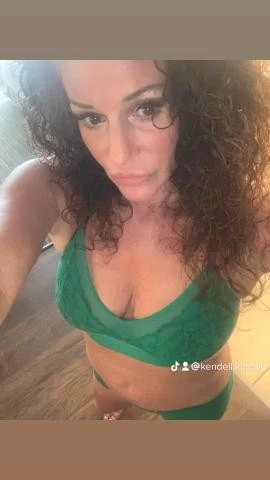 (614)537-2492 is Caucasianand offers nuru massages, asian massage, bodyrubs in Columbus and available for both on rubrankings Hi Gentlemen* I offer an upscale service at a safe and discreet location in the Easton town center area.i provide massage services. 120 hhr 180 hr .I also offer an aray of tantalizing adult entertainment services  140 hhr 220 hr. Come unwind with me .let me pamper you .no rushed services . satisfaction guaranteed.
