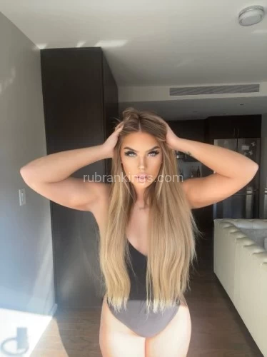 (219)230-6238 is Caucasianand offers nuru massages, asian massage, bodyrubs in Chicago and available for both on rubrankings Ava ft verification here for a short time not a long time