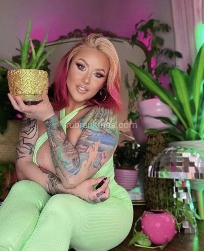 (805)259-5485 is 0and offers nuru massages, asian massage, bodyrubs in Cleveland and available for both on rubrankings Hello Good People! I hope this finds you both Happy and Healthy Today! 

I'm Marcie   and I want to meet you, and pamper you tonight! I am a normal fun to be with , 23 yrs old, super friendly, open minded and tons of fun! I am not only  cute, but a CMT also, and will leave you feeling amazing! During our time together, YOU will be my number one focus, and I always strive to part as new friends! I am also Couple friendly, so don't hesitate to ask!

TEXT PREFERRED PLEASE!! 
INCALL AND OUTCALL ,( GOT TERMS FOR INCALL)

$250/hr ,$450/90 minutes.
I ALSO SELL PIC , VIDEOS ND CAM FUN ; HMU FOR INFO 
FOR COUPLE RATES PLEASE ASK! 

BE WELL AND STAY SAFE!