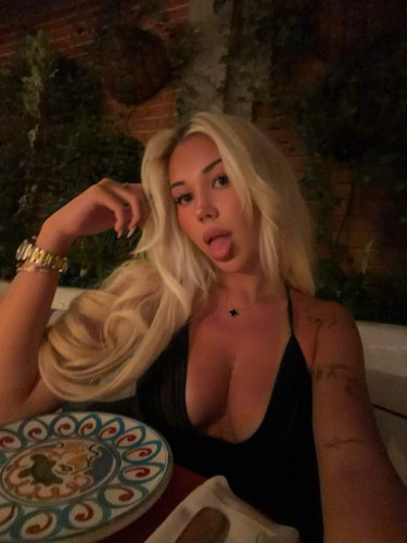 (702)741-2658 is Caucasianand offers nuru massages, asian massage, bodyrubs in San diego and available for outcall on rubrankings Hi babes,

If you are looking for sincerity, kindness and a down to earth personality, your search has come to an end.

I'm a free spirit with a genuine passion for life. My vibrant personality is matched only by my genuine smile and I take great care in maintaining a healthy and attractive physique. I thrive in a positive, energetic environment and promise to bring that type of energy to your door! SMILE!

I would really appreciate the opportunity to connect with you on a deeper level and create unforgettable moments together. I look forward to your response.

 

Lets Chat Soon- Darcy

(702-741-2658
