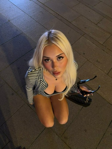 (702)741-2658 is Caucasianand offers nuru massages, asian massage, bodyrubs in San diego and available for outcall on rubrankings Hi babes,

If you are looking for sincerity, kindness and a down to earth personality, your search has come to an end.

I'm a free spirit with a genuine passion for life. My vibrant personality is matched only by my genuine smile and I take great care in maintaining a healthy and attractive physique. I thrive in a positive, energetic environment and promise to bring that type of energy to your door! SMILE!

I would really appreciate the opportunity to connect with you on a deeper level and create unforgettable moments together. I look forward to your response.

 

Lets Chat Soon- Darcy

(702-741-2658